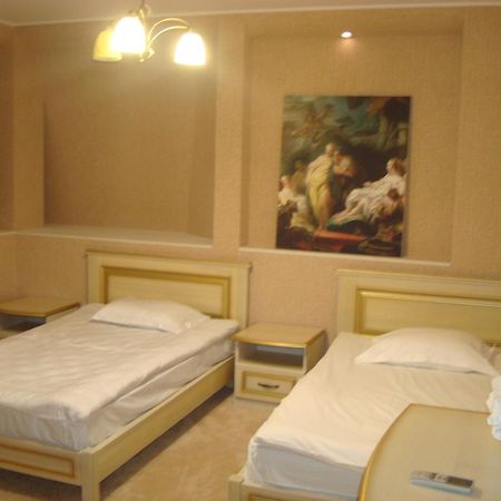 Veles Hotel Dnipro Luaran gambar